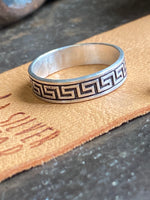 Load image into Gallery viewer, Greek Key~ Ring
